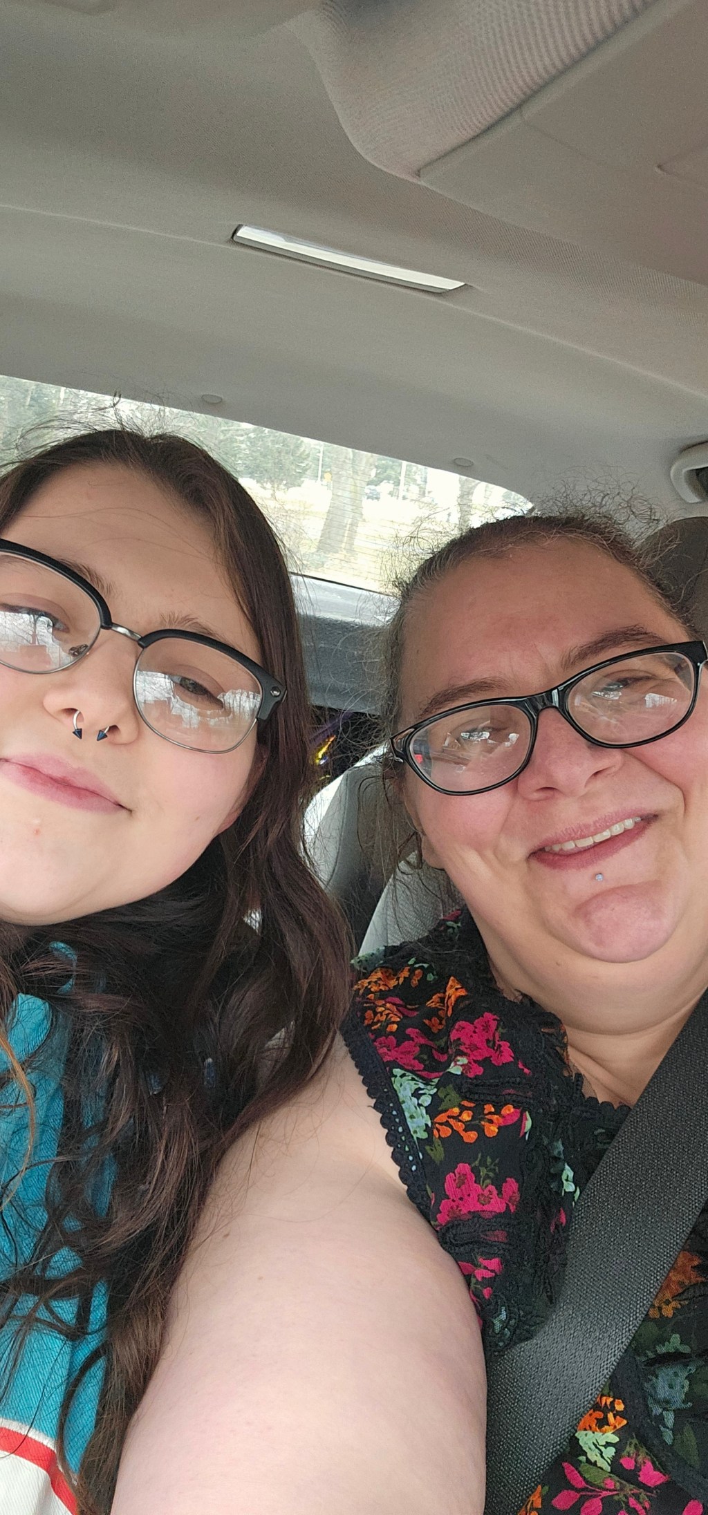 a personal photo of Angela and her daughter, Aubree.